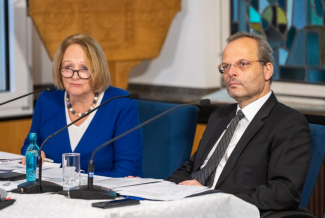 Sabine Leutheusser-Schnarrenberger und Dr. Felix Klein bei der Sitzung der BLK in Köln und digital